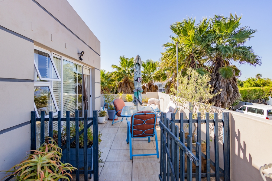 13 Bedroom Property for Sale in Sunset Beach Western Cape
